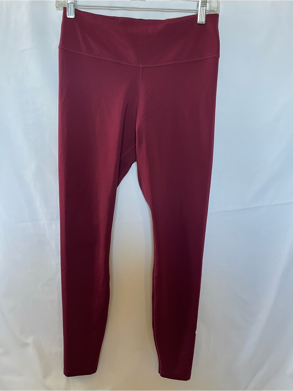 NIKE Girls' Burgundy Active Leggings